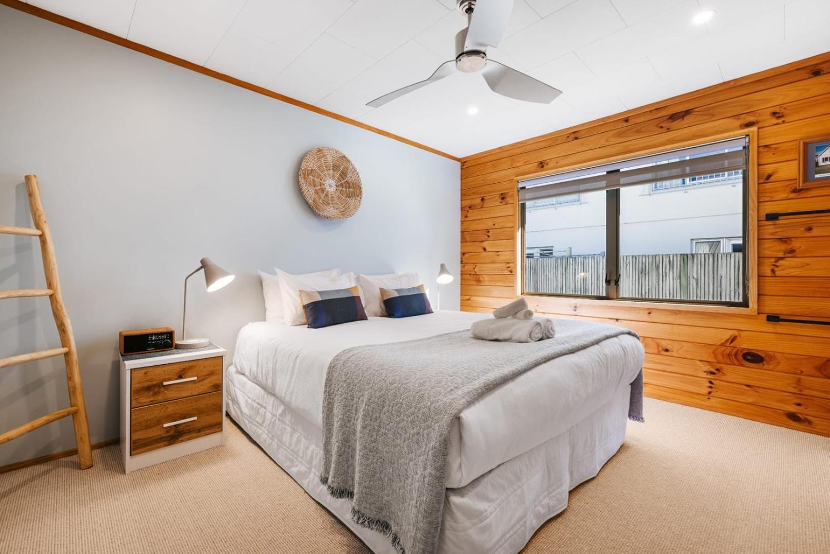 The Iconic Kiwi Bach, Full Site Downtown Mount Villa Mount Maunganui Exterior photo