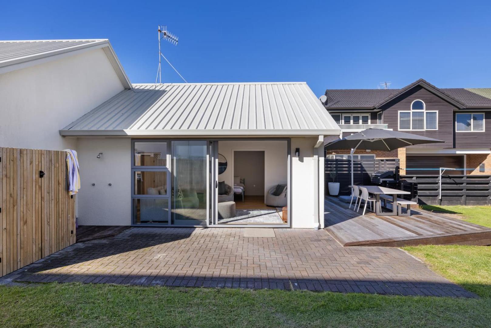The Iconic Kiwi Bach, Full Site Downtown Mount Villa Mount Maunganui Exterior photo
